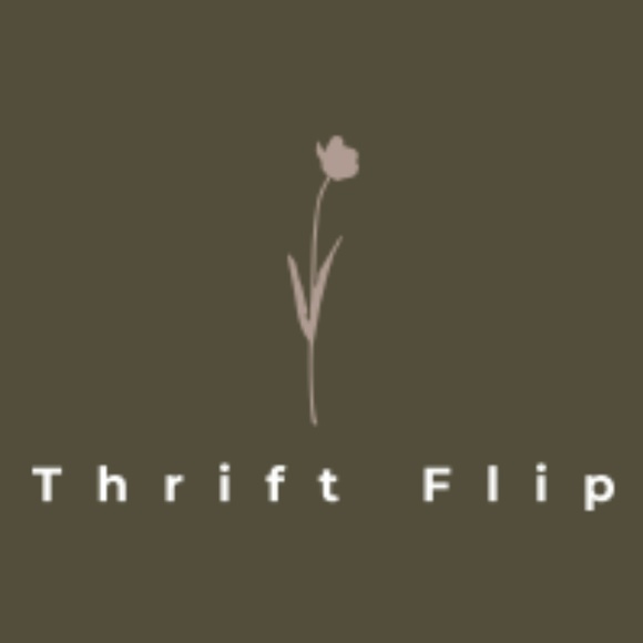 Meet your Posher, Adriana - Picture 1 of 1